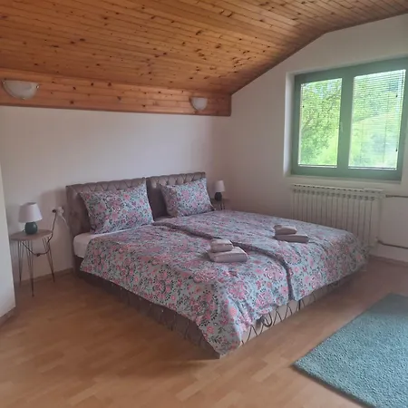 Bella Home! A Piece Of Countryside, Nature But Close To Center Of ! Garage ! 4 Bedrooms Villa *