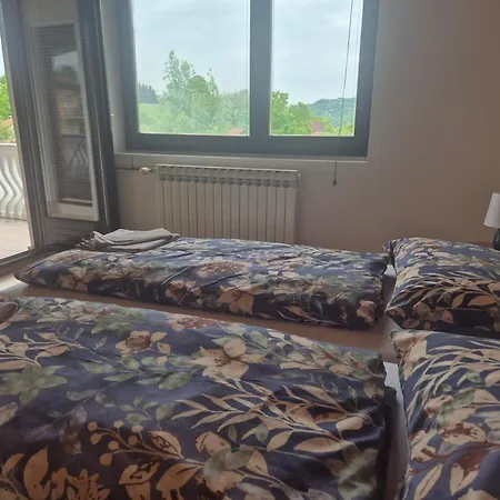 Bella Home! A Piece Of Countryside, Nature But Close To Center Of ! Garage ! 4 Bedrooms Вилла *