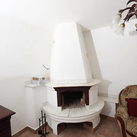 Bella Home! A Piece Of Countryside, Nature But Close To Center Of ! Garage ! 4 Bedrooms Villa *