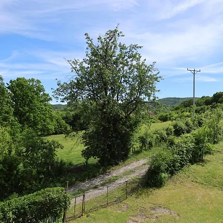 Bella Home! A Piece Of Countryside, Nature But Close To Center Of ! Garage ! 4 Bedrooms Villa Banja Luka